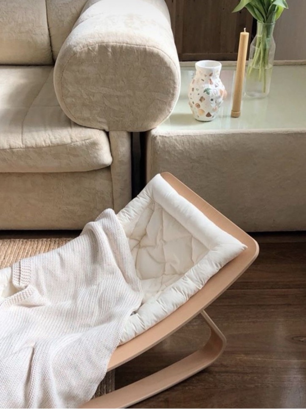 Charlie Crane Levo Baby Rocker Organic White Cushion